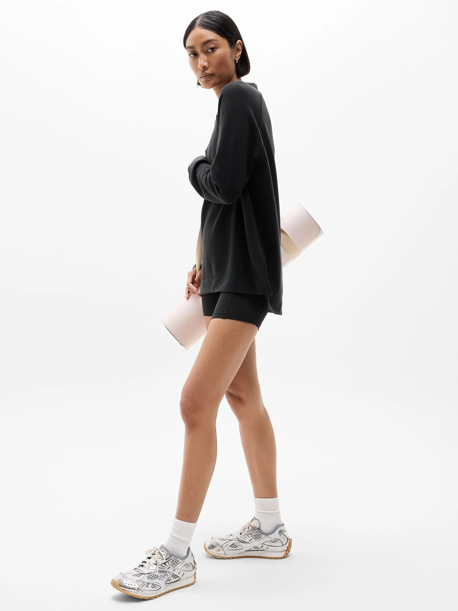 Coaster Luxe Recover Sweatshirt - Image 3