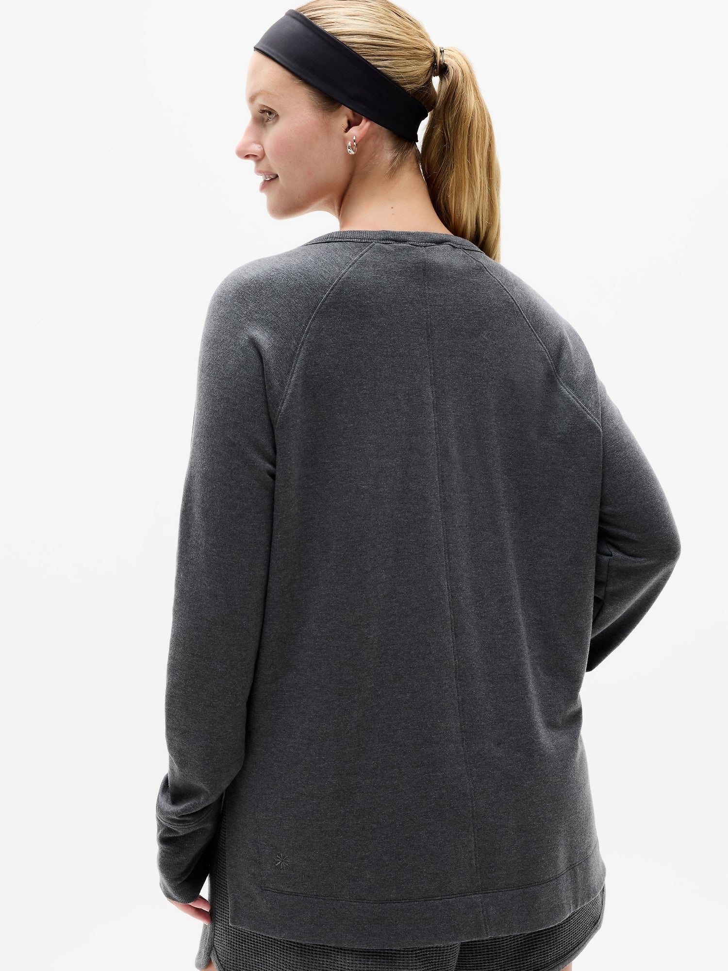 Coaster Luxe Recover Sweatshirt - Image 5